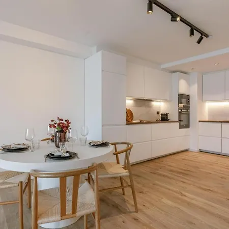 Ilo - Met 2 Slaapkamers Остенде